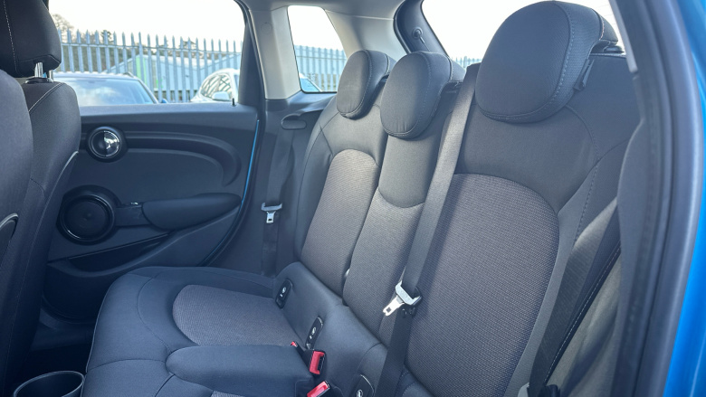 MINI Hatchback 1.5 Cooper Classic II 5dr Auto Petrol Hatchback